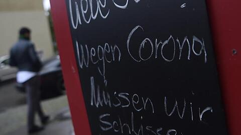 Der Lockdown macht vielen Münchner Wirten zu schaffen. (Symboldbild)