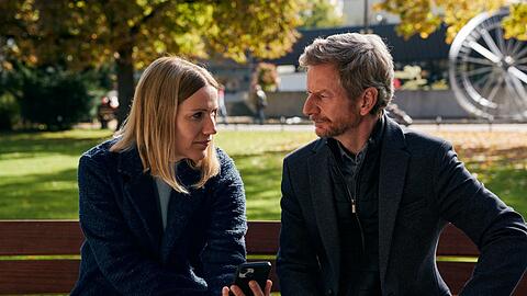 Kommissarin Anna Leitner (Bettina Lamprecht) und der Psychologe Stefan Schwab (Michael Kessler) sind ein gutes Team.