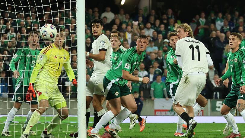 Von Woltemades Schulter ging der Ball ins Tor.