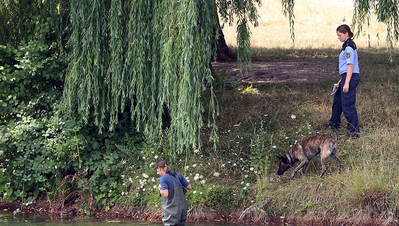 In dem See bei Leipzig entdeckten zwei Schwimmer eine Leiche. Foto: Sebastian Willnow In dem See bei Leipzig entdeckten zwei Schwimmer eine Leiche. Foto: Sebastian Willnow