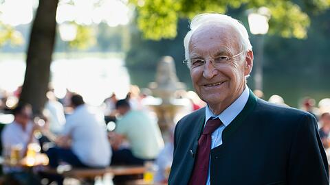 &bdquo;Die CSU ist vom Anspruch her eine Mehrheitspartei. Das gehört zu unserem Selbstverständnis&ldquo;, sagt Edmund Stoiber.