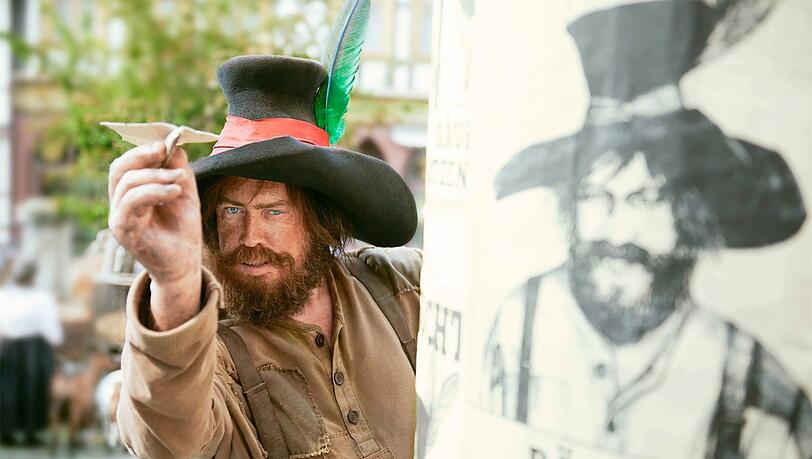 Nicholas Ofczarek ist die Paradebesetzung für den Räuber Hotzenplotz.