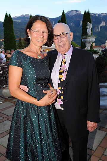 Feiern hier gern Silvester: Konsul Otto Eckart (Ex-Pfanni) und seine Frau Brigitte.