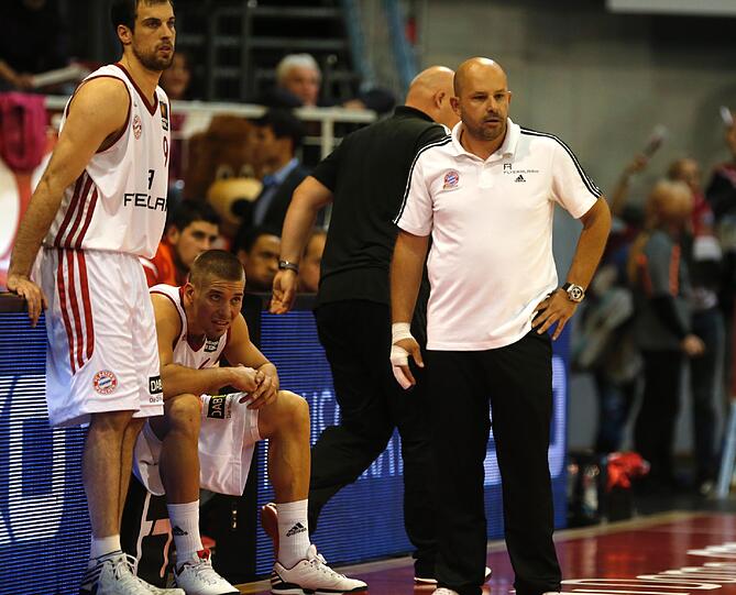 Yotam Halperin, Steffen Hamann und Trainer Yannis Christopoulos.