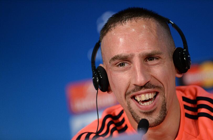 Franck Ribery auf einer Pressekonferenz.