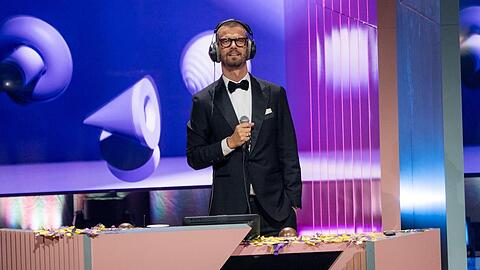 Hatte in der Ausgabe von Klaas Heufer-Umlauf die Nase vorn: Joko Winterscheidt wird am 10. März wieder durch die ProSieben-Sendung "Wer stiehlt mir die Show?" führen.