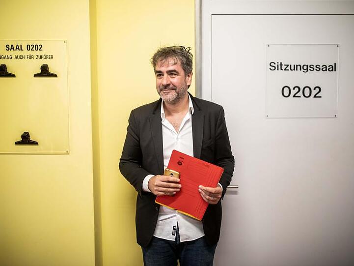 "Welt"-Korrespondent Deniz Yücel ist während seiner Haftzeit in der Türkei eigenen Angaben zufolge gefoltert worden.