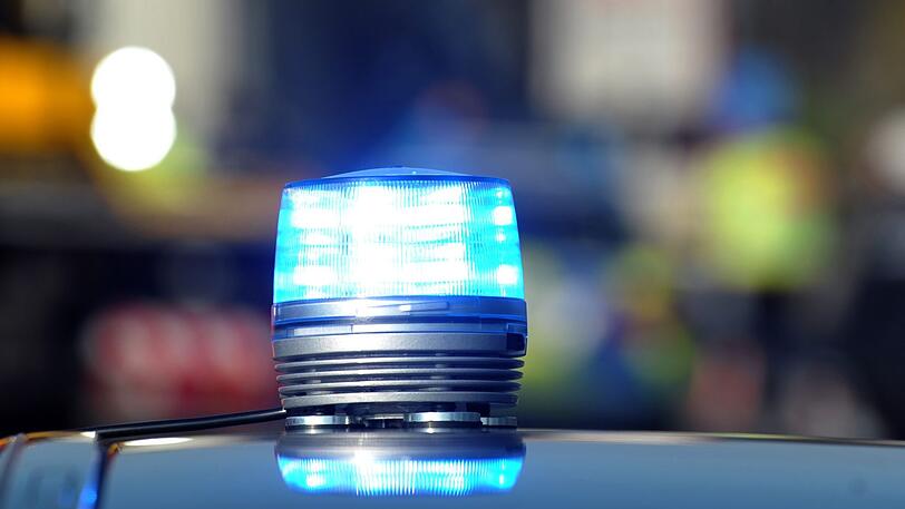 Die Polizei nahm am Montagabend zwei Jugendliche fest.