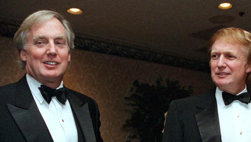 US-Präsident Donald Trump (r) muss Abschied von seinem Bruder Robert nehmen. US-Präsident Donald Trump (r) muss Abschied von seinem Bruder Robert nehmen.