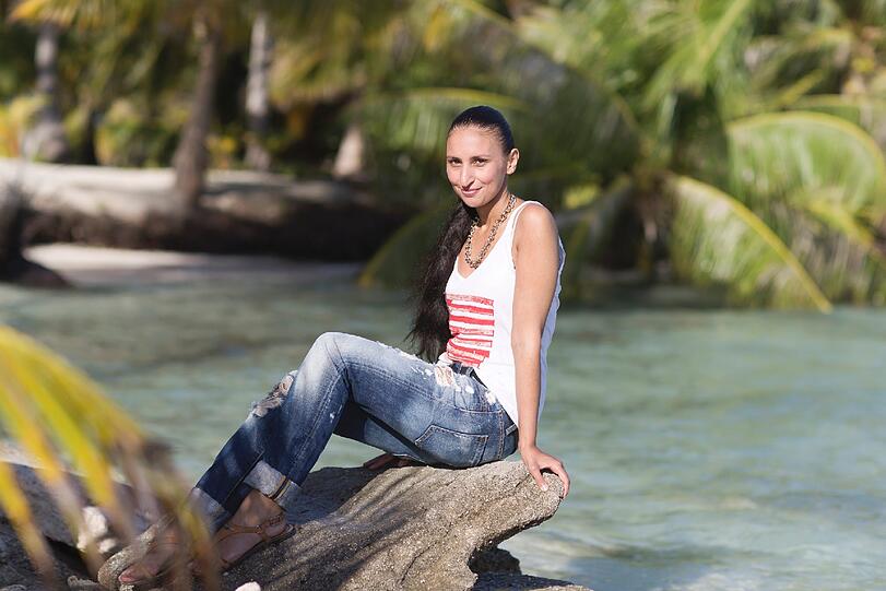 Sie heißt Julia, kommt aus Witten und ist 25 Jahre alt.