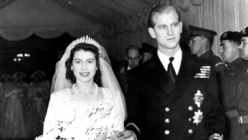 Das Brautpaar Prinzessin Elizabeth und Prinz Philip 1947 in London.