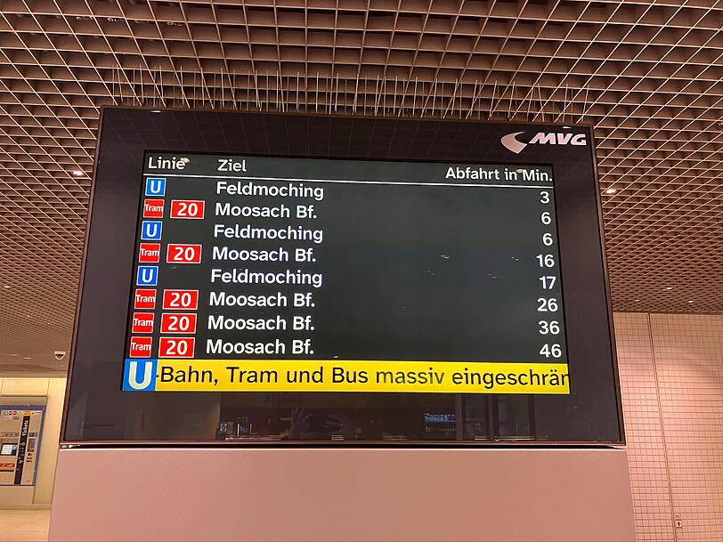 Auf der Linie U2 und der Tram 20 fahren vereinzelt Bahnen.