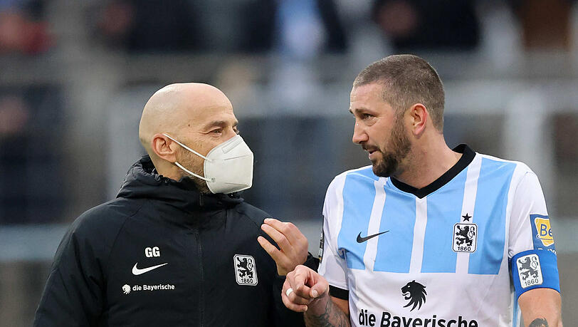 Günther Gorenzel (l.) wird sich am Mittwoch mit dem Berater von Sascha Mölders unterhalten.