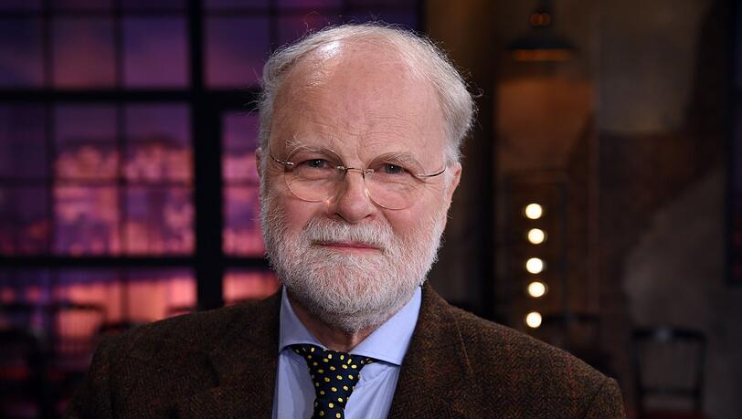 Der 72-jährige Psychiater, Theologe und Autor aus Bonn hat bis 2019 eine psychiatrische Klinik in Köln geleitet. Bekannt wurde er mit Titeln wie „Das Leben kann so leicht sein“ (2007) oder „Neue Irre! Wir behandeln die Falschen“ (2020). Lütz redet Tacheles und ist deshalb gern gesehener Gast in Talkshows. Der 72-jährige Psychiater, Theologe und Autor aus Bonn hat bis 2019 eine psychiatrische Klinik in Köln geleitet. Bekannt wurde er mit Titeln wie „Das Leben kann so leicht sein“ (2007) oder „Neue Irre! Wir behandeln die Falschen“ (2020). Lütz redet Tacheles und ist deshalb gern gesehener Gast in Talkshows.