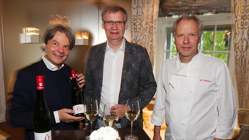 Feinkost-Chef Michael Käfer mit Günther Jauch und Sternekoch Bobby Bräuer