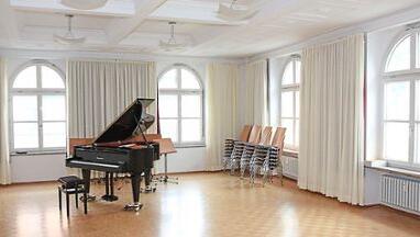 Der Konzertsaal der Volkshochschule in Pasing. Der Konzertsaal der Volkshochschule in Pasing.