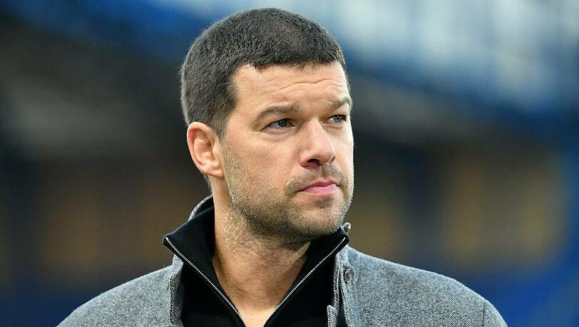 Michael Ballack analysiert für RTL das Testspiel Deutschland gegen Tschechien. Michael Ballack analysiert für RTL das Testspiel Deutschland gegen Tschechien.