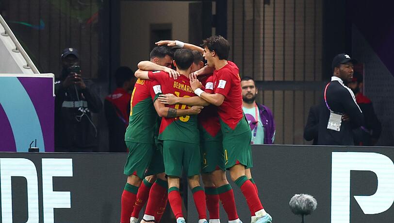 Portugal besiegte Uruguay mit 2:0.