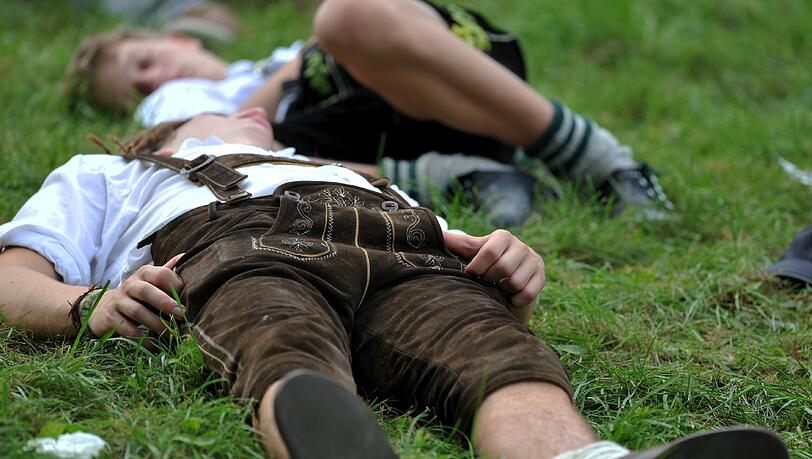 Die US-Botschaft empfiehlt: Schlafen Sie nicht im Park neben der Wiesn! Die US-Botschaft empfiehlt: Schlafen Sie nicht im Park neben der Wiesn!