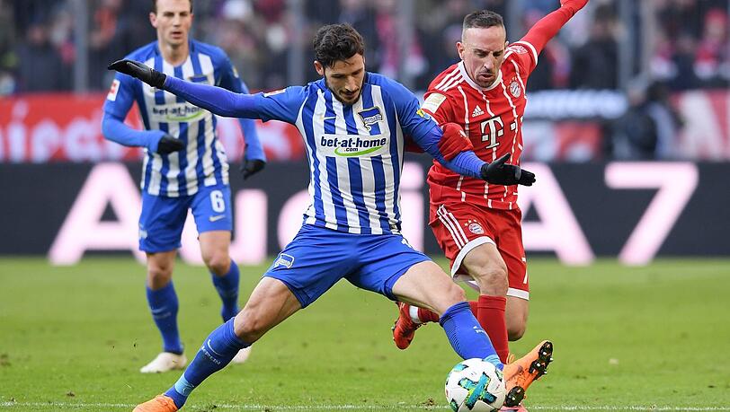 Auch Franck Ribéry fand heute kein Durchkommen gegen die Hertha-Defensive. Auch Franck Ribéry fand heute kein Durchkommen gegen die Hertha-Defensive.