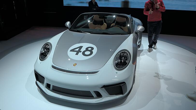 Reminiszenzen an die Anfänge von Porsche: der neue Porsche 911 Speedster im nostalgischen 1948-Trimm. Reminiszenzen an die Anfänge von Porsche: der neue Porsche 911 Speedster im nostalgischen 1948-Trimm.