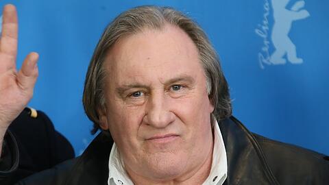 Gérard Depardieu weist alle Vorwürfe von sich.