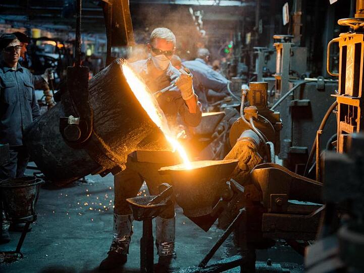 Deutschlands exportorientierte Industrie leidet unter internationalen Handelskonflikten.