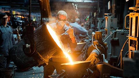 Deutschlands exportorientierte Industrie leidet unter internationalen Handelskonflikten.
