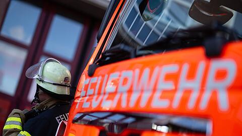 Ein Nachbar des 51-jährigen Rauchers verständigte die Feuerwehr.