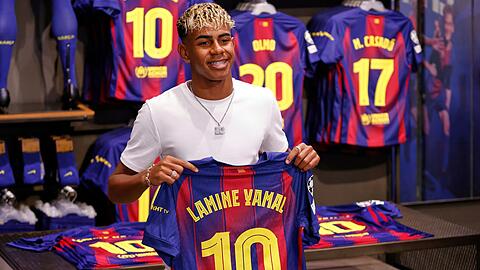 Erst 18 Jahre alt, aber praktisch immer gesetzt: Barcelonas Jungstar Lamine Yamal.