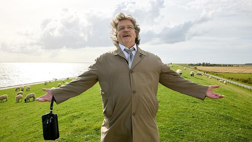 "Horst Schlämmer sucht das Glück" läuft ab 26. März 2026 im Kino.