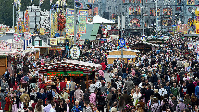 Die Wiesn-Besucher müssen sich heuer auf einige Veränderungen einstellen. Die Wiesn-Besucher müssen sich heuer auf einige Veränderungen einstellen.
