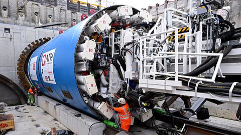 "Donna Maria": Die Tunnelbohrmaschine ist 178 Meter lang und 700 Tonnen schwer. (Archivbild)