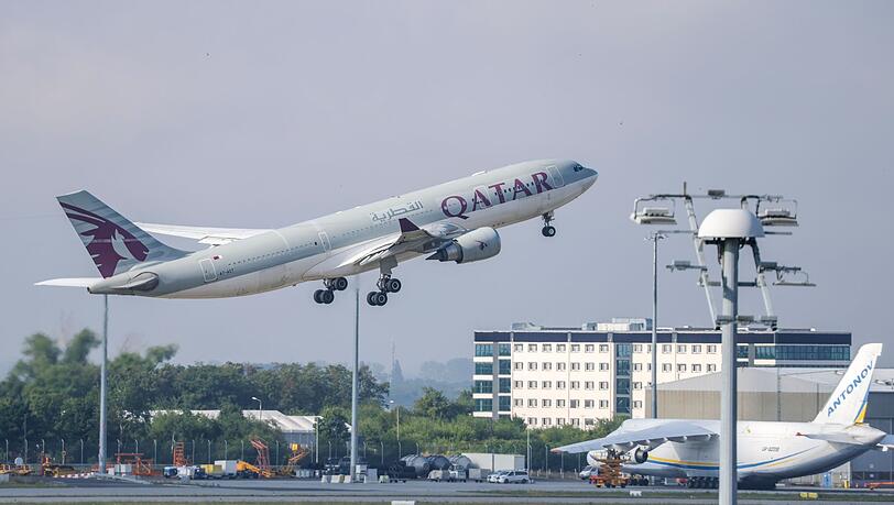 In Zusammenarbeit mit dem Emirat Katar werden 81 Straftäter vom Flughafen Leipzig aus nach Afghanistan ausgeflogen.