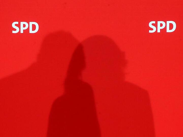 Nach dem Rücktritt von Partei- und Fraktionschefin Andrea Nahles führen übergangsweise die Vize-Vorsitzenden Manuela Schwesig, Malu Dreyer und Thorsten Schäfer-Gümbel die SPD. Von ihnen strebt aber niemand den Vorsitz an.