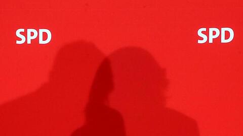 Nach dem Rücktritt von Partei- und Fraktionschefin Andrea Nahles führen übergangsweise die Vize-Vorsitzenden Manuela Schwesig, Malu Dreyer und Thorsten Schäfer-Gümbel die SPD. Von ihnen strebt aber niemand den Vorsitz an.