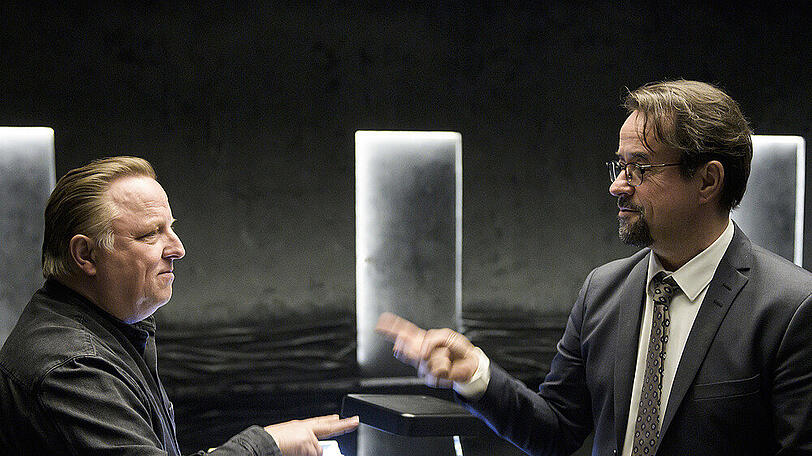 Axel Prahl und Jan Josef Liefers in ungewohnten Rollen im "Tatort: Limbus".