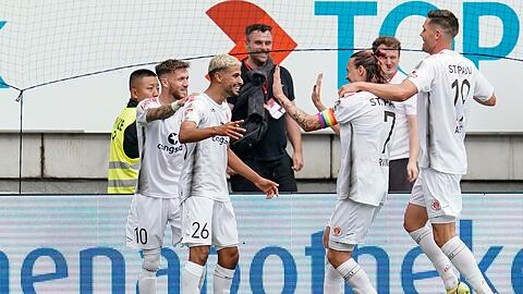 Der FC St. Pauli setzte sich knapp auf dem Betzenberg durch.