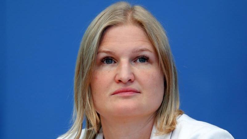Katrin Ebner-Steiner, Landtagsfraktionsvorsitzende der AfD in Bayern. Foto: Jens Büttner/Archiv Katrin Ebner-Steiner, Landtagsfraktionsvorsitzende der AfD in Bayern. Foto: Jens Büttner/Archiv