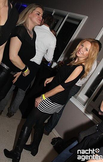 Bei der "Ü30 Party - Grand Opening" im Cafe Reitschule wurde wild gefeiert. Mehr Bilder unter: www.nachtagenten.de