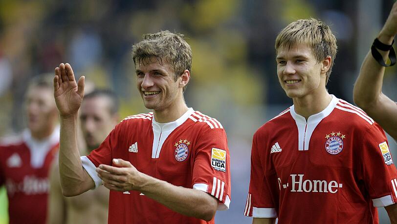Shooting Stars unter sich: Zusammen mit Thomas Müller war Badstuber in seinem ersten Profijahr schon fester Bestandteil des Rekordmeisters. Shooting Stars unter sich: Zusammen mit Thomas Müller war Badstuber in seinem ersten Profijahr schon fester Bestandteil des Rekordmeisters.