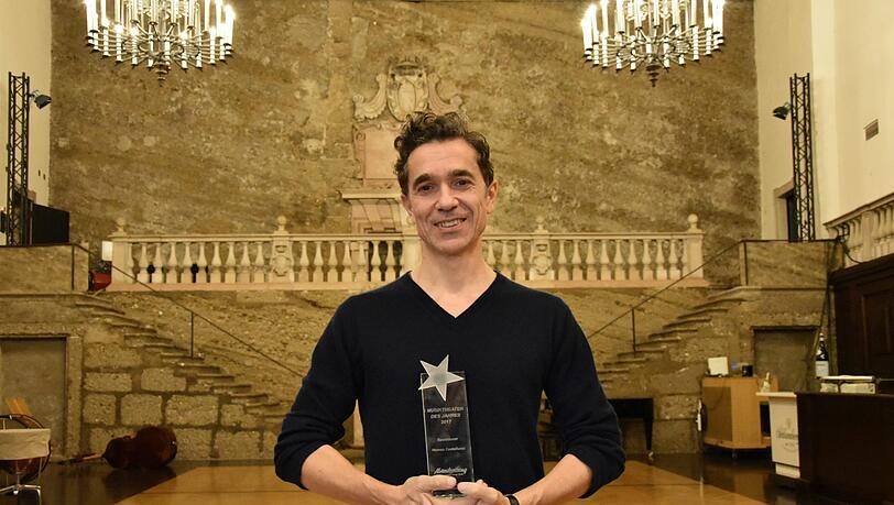Romeo Castellucci mit dem AZ-Stern des Jahres für Musiktheater (für seinen Münchner "Tannhäuser"). Romeo Castellucci mit dem AZ-Stern des Jahres für Musiktheater (für seinen Münchner "Tannhäuser").