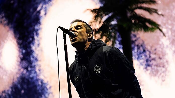 Liam Gallagher auf der Bühne.