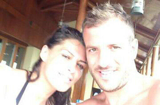 Liebesgrüsse aus Dubai: "We have a great holiday!" schrieb Sabia zu diesem Foto bei Twitter. Weitere Bilder von Sabia und Rafael in unserer Fotostrecke.