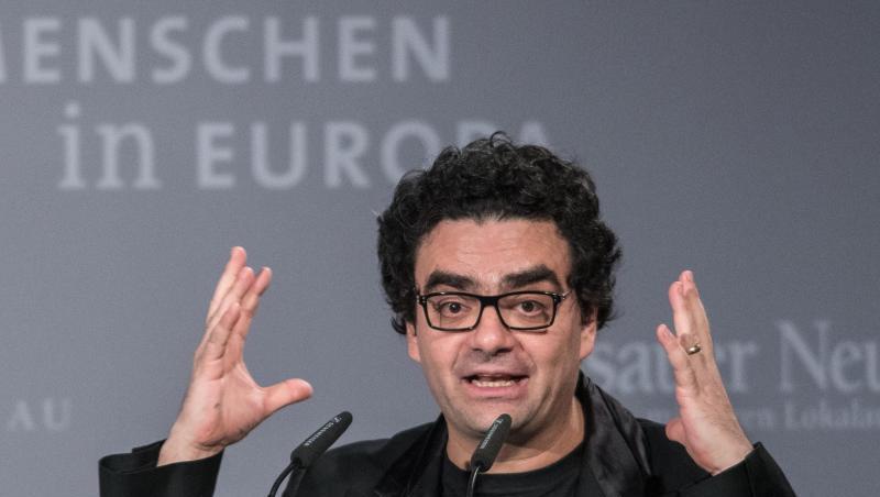 Rolando Villazón, Tenor und Intendant der Mozartwoche, spricht vor der Verleihung des "Menschen-in-Europa-Kunst-Awards".