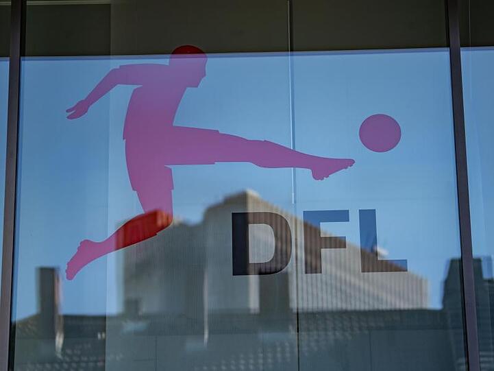 Die 36 DFL-Clubs beraten am Dienstag, wie es in der Corona-Krise weitergeht.