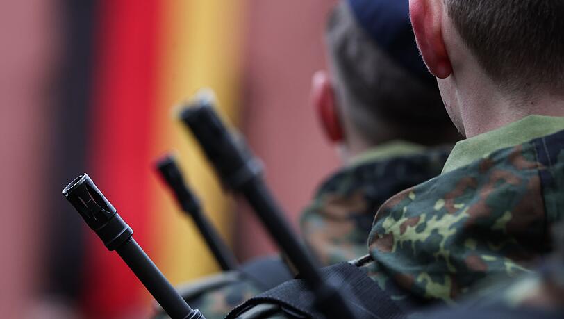 2025 nahmen deutlich mehr minderjährige Rekruten ihren Dienst bei der Bundeswehr auf als im Jahr zuvor. (Symbolbild) 2025 nahmen deutlich mehr minderjährige Rekruten ihren Dienst bei der Bundeswehr auf als im Jahr zuvor. (Symbolbild)