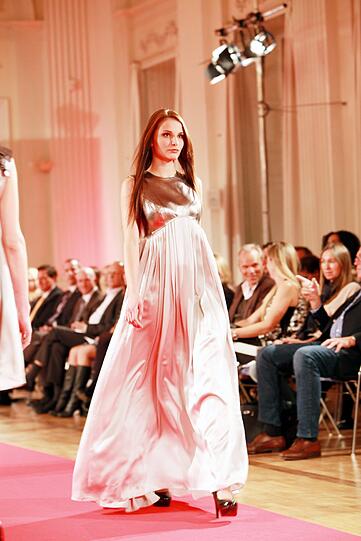 Der AZ-Modelcontest 2013 ist zu Ende. Die Siegerin heißt Marie Scherbinek &mdash; und die 17-Jährige kann ihr Glück immer noch nicht fassen. Wir zeigen die besten Bilder vom Finale in der Residenz.