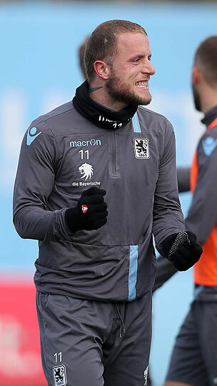 Daniel Adlung - Wird unmittelbar vor Transferschluss überraschend mit einem Vertrag ausgestattet. Spielt nie überragend, aber fast immer solide. Er fällt nie groß auf, aber nie groß ab. Damit gehört der 29-Jährige, von den Fans viel kritisiert, zu den Löwen-Profis mit der größten Kontinuität.