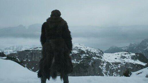 Han Solo (Alden Ehrenreich) ist zurück! In "Solo: A Star Wars Story" werden die Ereignisse zehn Jahre vor "Episode IV" gezeigt.